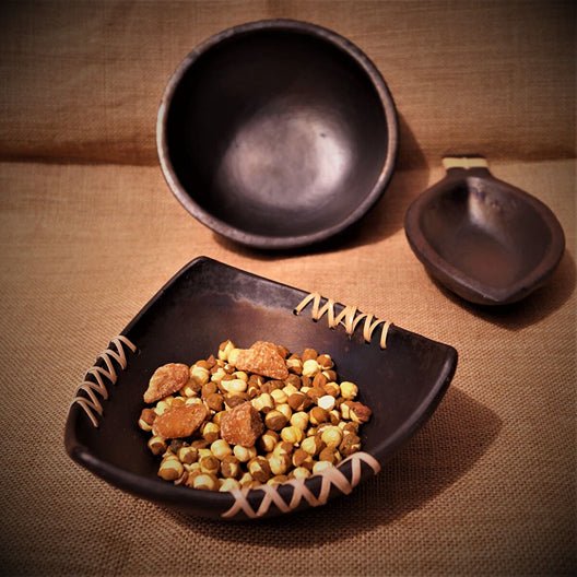 Trikon - Longpi Black Pottery Serving Bowl | Verified Sustainable Dinner Set on Brown Living™