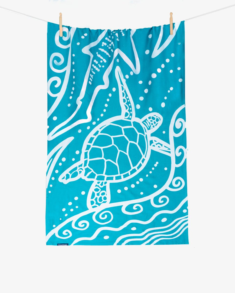 Buy Bamboo & Cotton Blend Printed Bath & Beach Towel | Wild Ocean | Shop Verified Sustainable Bath Linens on Brown Living™