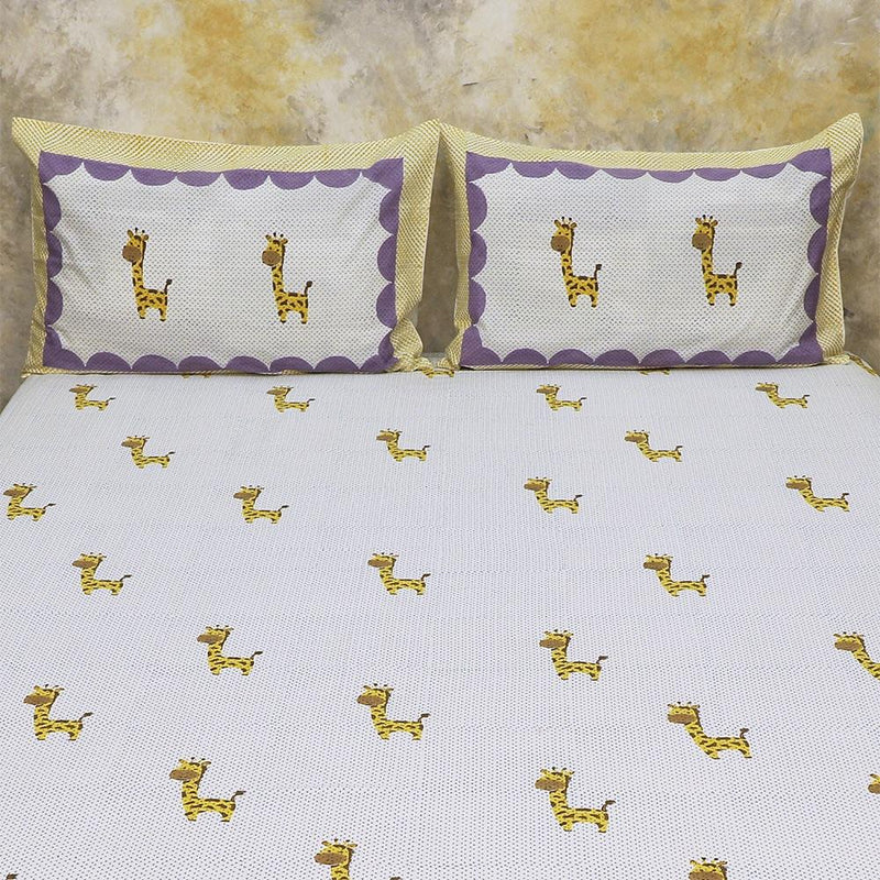 Buy Bed Set - My Best Friend Gira The Giraffe - Blue | Shop Verified Sustainable Bed Linens on Brown Living™