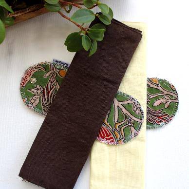 Buy Bloom - Heavy Flow Reusable Pad - Set of 2 | Shop Verified Sustainable Sanitary Pad on Brown Living™