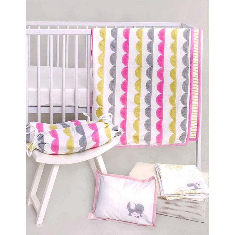 Buy Cot Bedding Set - Mamma & Little Ollie With Dohar | Shop Verified Sustainable Bed Linens on Brown Living™