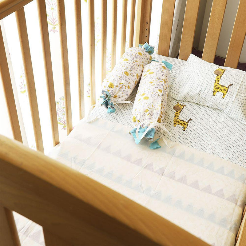 Buy Cot Bedding Set - My Best Friend The Giraffe - Blue | Shop Verified Sustainable Bed Linens on Brown Living™