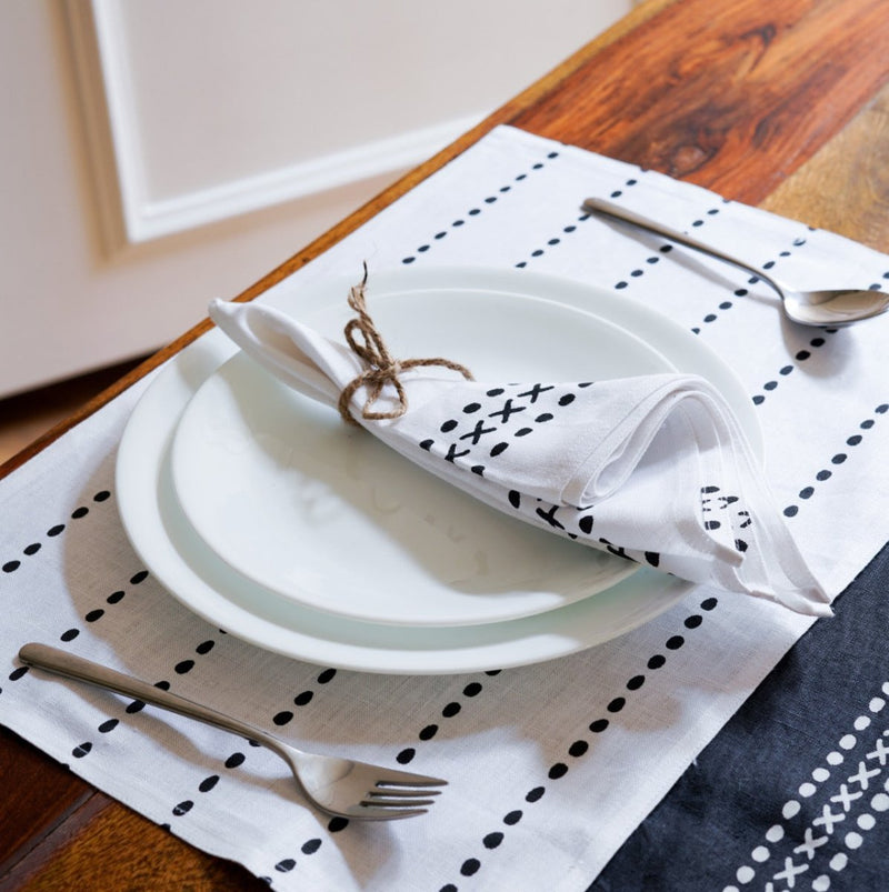 Buy Himadri Napkins | Set of 2/4/6 | White | Shop Verified Sustainable Table Linens on Brown Living™