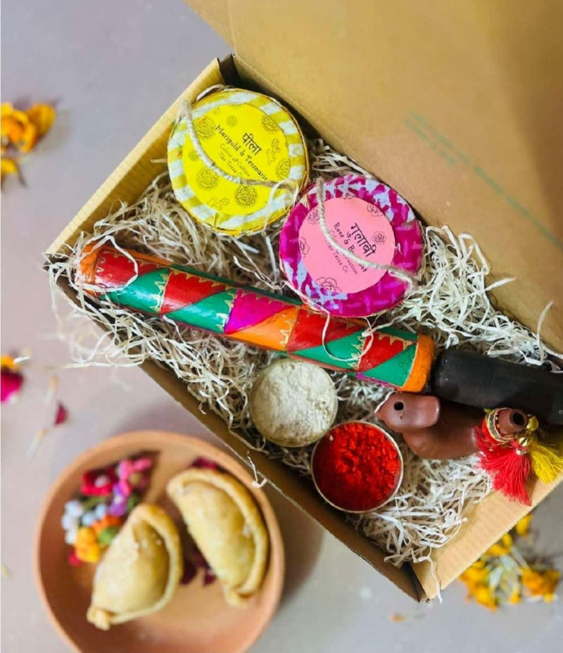 Buy Holi Gift Box | Gulaal | Metal Pichkari | Tilak | Phirki | Terracotta whistle | Shop Verified Sustainable Gift on Brown Living™