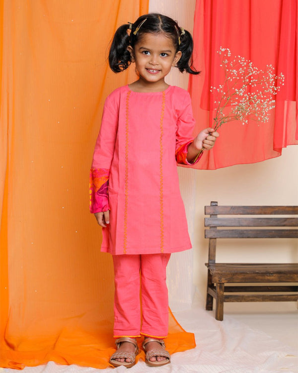 Buy Nargis Kurta Set | Pink | Shop Verified Sustainable Kids Ethnic Sets on Brown Living™