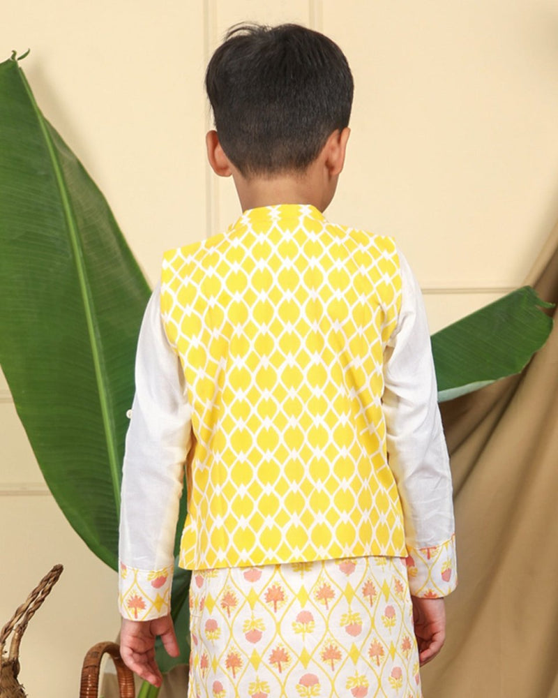 Buy Nur Boys Hand-Block Printed Cotton Ethnic Nehru Jacket | Shop Verified Sustainable Kids Ethnic Sets on Brown Living™