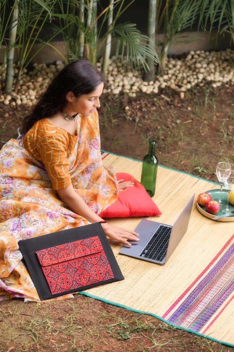 Buy Sharya Laptop Sleeve Print | Shop Verified Sustainable Laptop Sleeve on Brown Living™